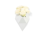 Crate vase hvid lille fra Sinoq Design med roser - Tinashjem